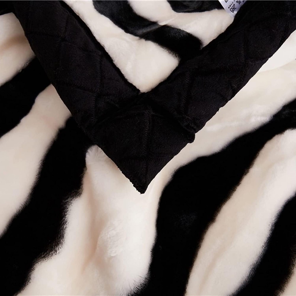 Patura Cocolino dubla si pufoasa perfecta pentru sezonul rece 220 x 240 cm, PTR-05