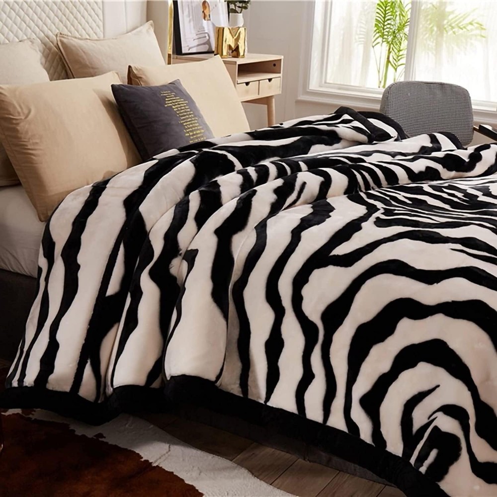 Patura Cocolino dubla si pufoasa perfecta pentru sezonul rece 220 x 240 cm, PTR-05