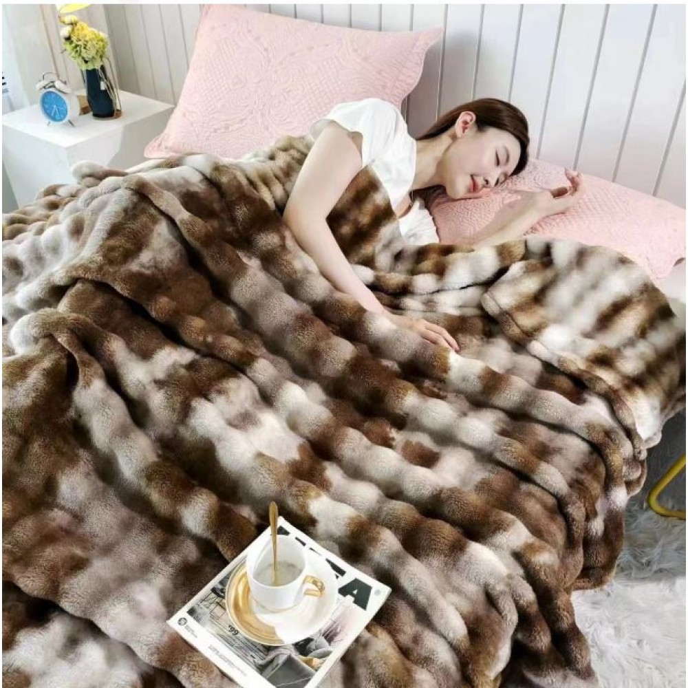 Patura pufoasa COCOLINO pentru pat dublu, blanita artificiala de iepure, 200 x 230 cm, PT-12