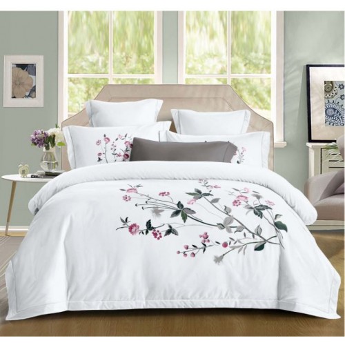 Set Lenjerie Eleganta din Bumbac, cu imprimeu deosebit, pentru pat dublu, 4 piese: Cearceaf de pat cu elastic 180 x 200 cm, Cearceaf pilota 200 x 230 cm, 2 fete de perna 55 x 80 cm, BG8001