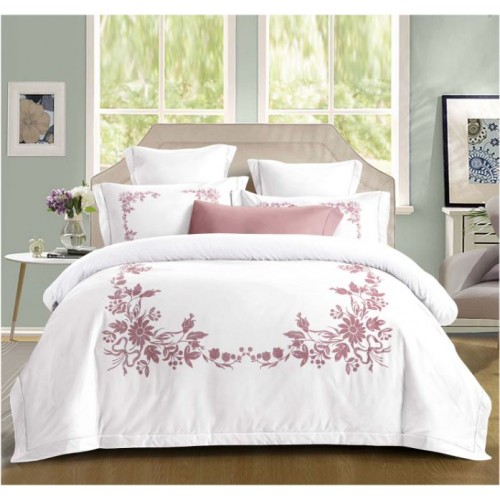 Set Lenjerie Eleganta din Bumbac, cu imprieu deosebit, pentru pat dublu, 4 piese: Cearceaf de pat cu elastic 180 x 200 cm, Cearceaf pilota 200 x 230 cm, 2 fete de perna 55 x 80 cm, BG8007