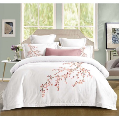 Set Lenjerie Eleganta din Bumbac, cu imprieu deosebit, pentru pat dublu, 4 piese: Cearceaf de pat cu elastic 180 x 200 cm, Cearceaf pilota 200 x 230 cm, 2 fete de perna 55 x 80 cm, BG8009