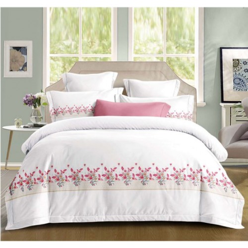 Set Lenjerie Eleganta din Bumbac, cu imprieu deosebit, pentru pat dublu, 4 piese: Cearceaf de pat cu elastic 180 x 200 cm, Cearceaf pilota 200 x 230 cm, 2 fete de perna 55 x 80 cm, BG8011