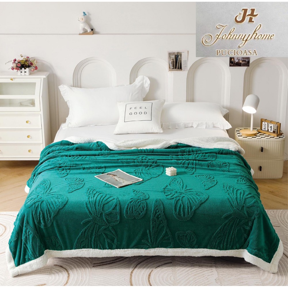 Patura Pufoasa Cocolino cu Blanita, Model Fluturi, Pat 2 Persoane, 200x230 cm, PF07