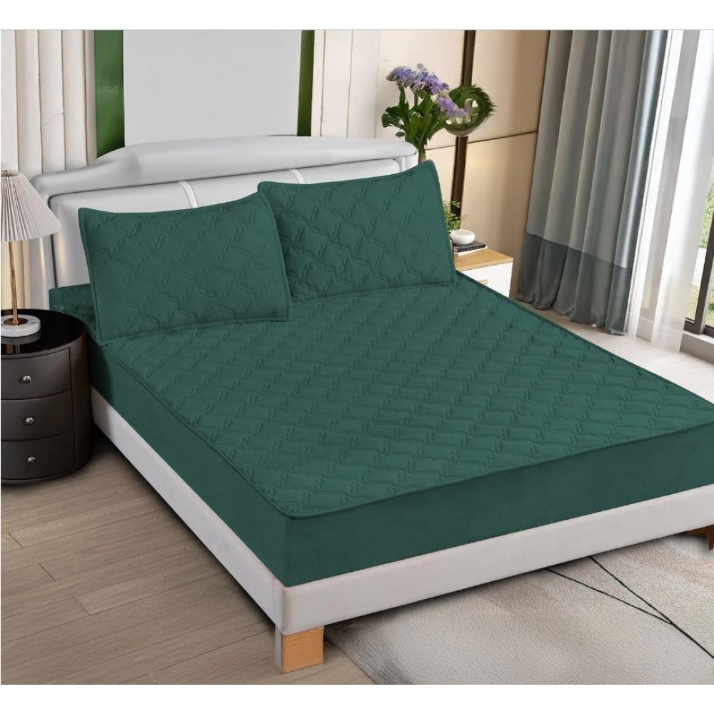 Husa de pat matlasata si 2 fete de perne din catifea 180x200cm, cu elastic, model tip topper, T8-04