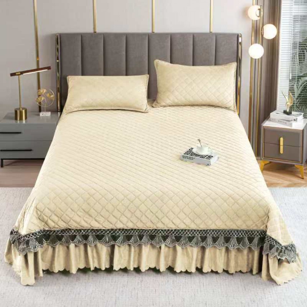 Set Cuvertura catifea 220x240 cm Pat Dublu, 3 piese cu broderie,+ 2 fete perna, CC-11
