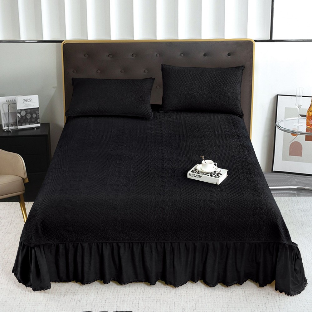 Set Cuvertura catifea 220x240 cm Pat Dublu, 3 piese cu broderie,+ 2 fete perna, CC-16
