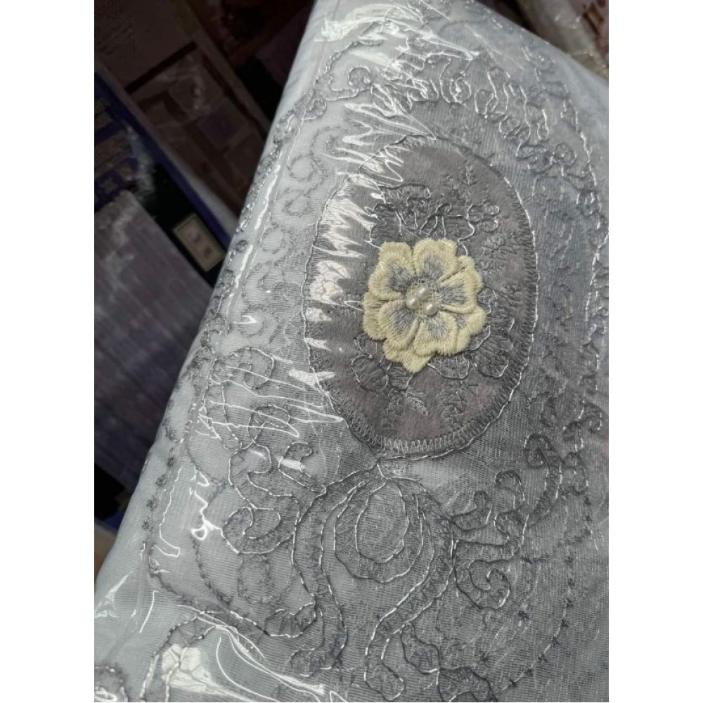 Perdea accesorizata 3D Gata cusute Pentru șină sau bara ,4m-lungime, 2,50- inaltime, PRD-3