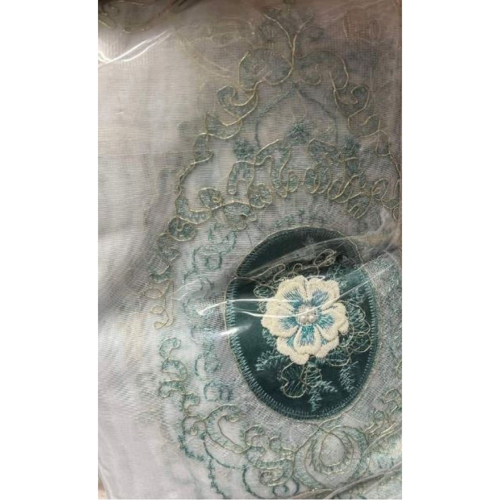 Perdea accesorizata 3D Gata cusute Pentru șină sau bara ,4m-lungime, 2,50- inaltime, PRD-4