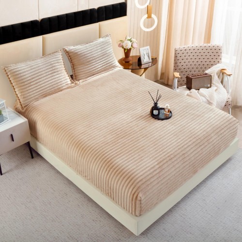 Husa de pat cu elastic COCOLINO DIN BLANA  ARTIFICIALA DE IEPURE + 2 fete de perna HCIY13