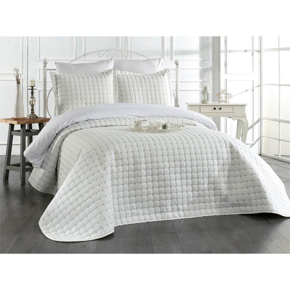 Cuvertura de Pat Brodata, Model Uni, 240x220cm, 3 Piese ,IVOIRE,CVV3 Cuverturi matlasate 3 piese