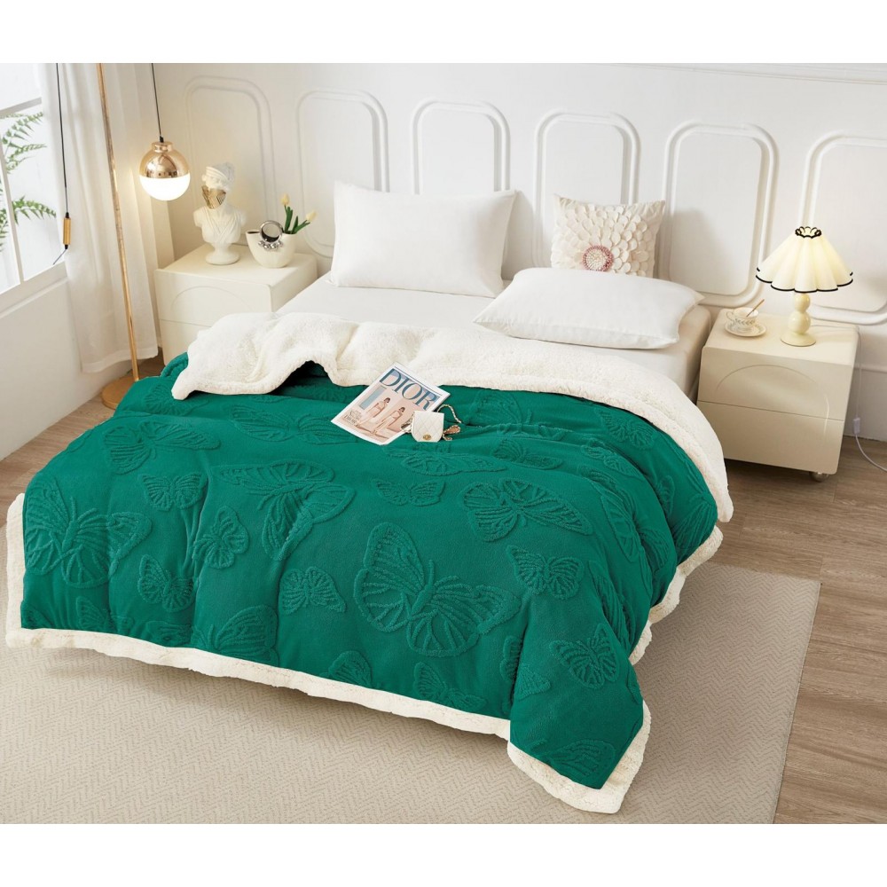 Patura cocolino cu dos plusat pentru pat dublu, model cu fluturi gofrati PFG2 Paturi cocolino cu blanita