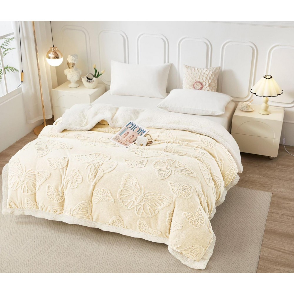 Patura cocolino cu dos plusat pentru pat dublu, model cu fluturi gofrati PFG7 Paturi cocolino cu blanita