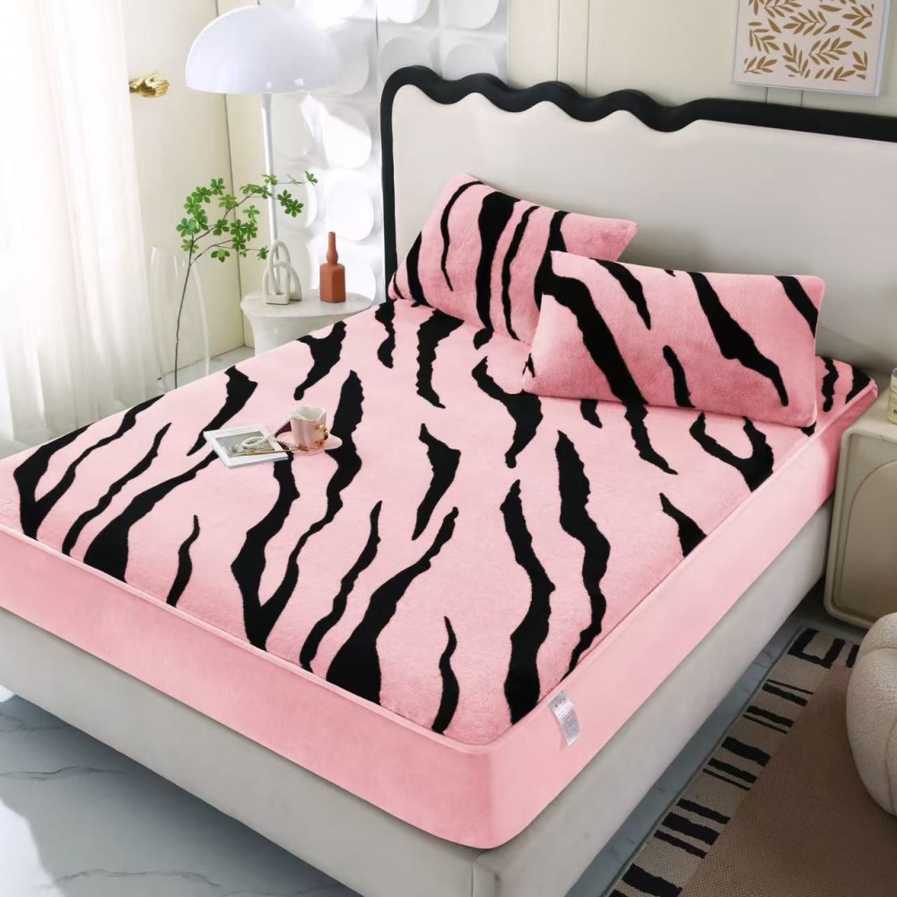 Husa de pat cu elastic COCOLINO DIN BLANA  ARTIFICIALA DE IEPURE + 2 fete de perna HCIS1 Huse cocolino