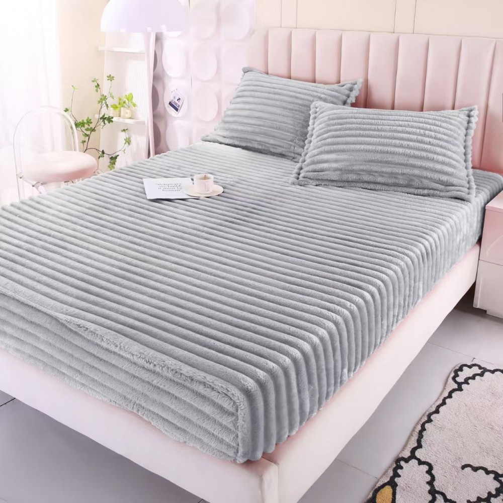 Husa de pat cu elastic COCOLINO DIN BLANA  ARTIFICIALA DE IEPURE + 2 fete de perna HCIS9 Huse cocolino