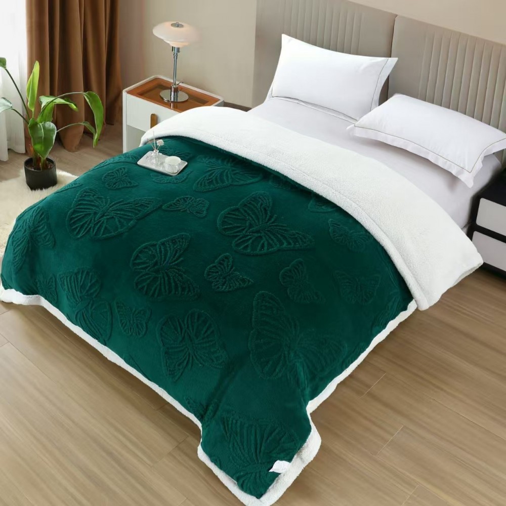 Patura Cocolino pufoasa, PLIC CU FERMOAR cu blanita, FLUTURI 3D, 200 x 230cm, pentru 2 persoane, PCSF17 Paturi cocolino cu blanita