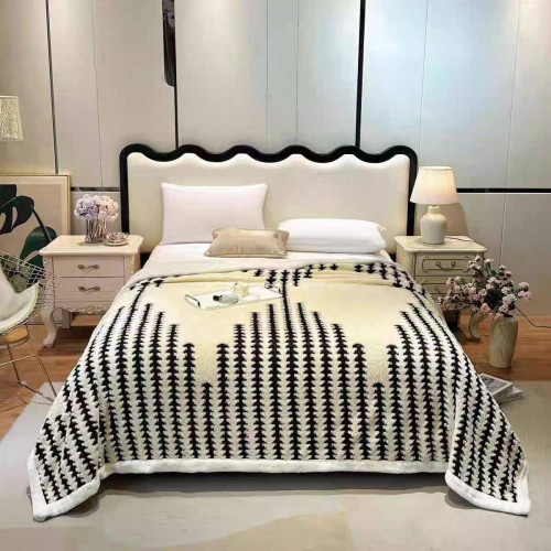 Patura cocolino cu dos plusat pentru pat dublu, model dungi cusute PDGM5