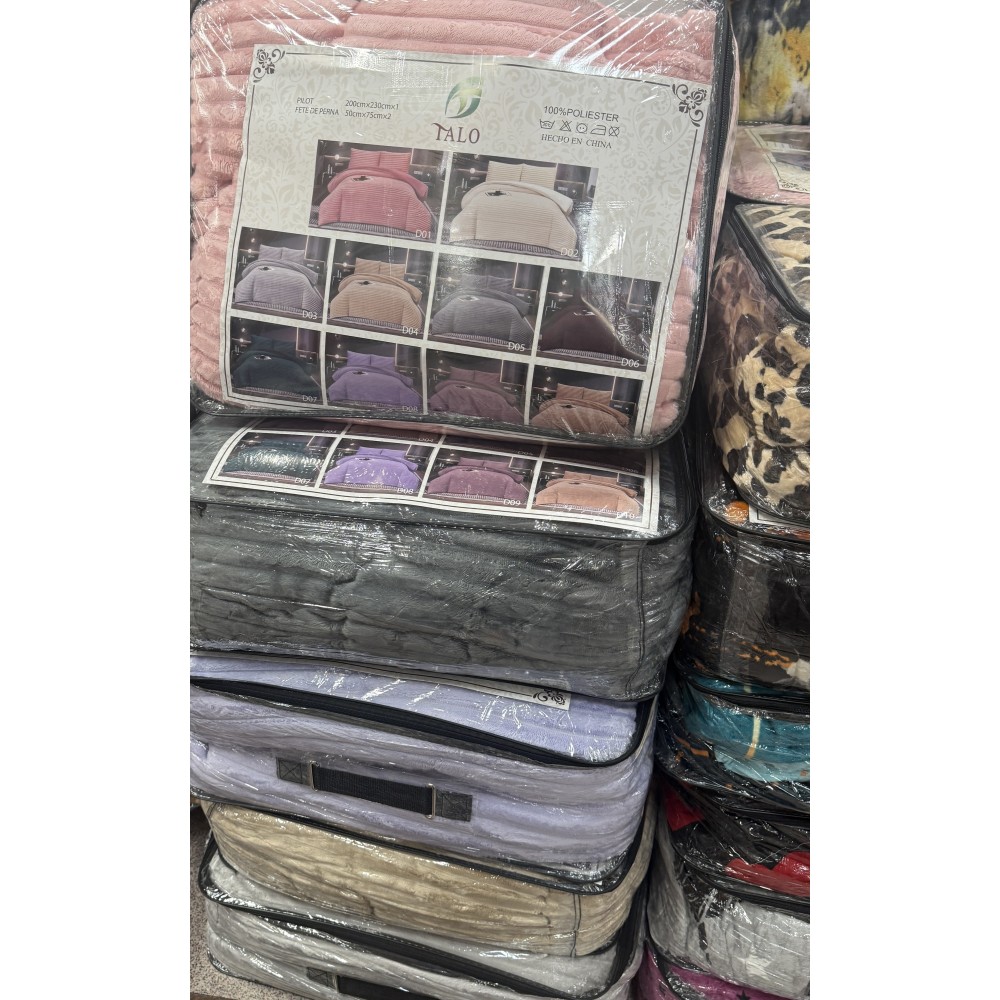 Pilota cocolino cu blăniță 200x230 și 2 fețe de pernă cu 50x75 dungi ivoire   pcsz14 PILOTE COCOLINO 3 PIESE