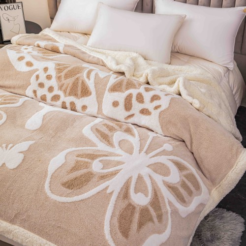 Pătură Cocolino 3D cu Blăniță – Moale, Călduroasă și Elegantă, Imprimeu Fluture, 200×230 cm-Bej PBFJ2