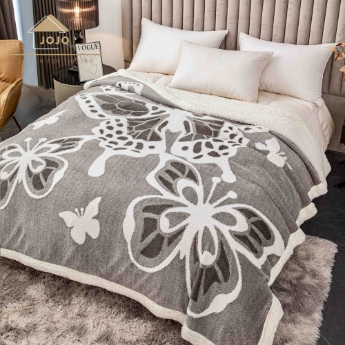 Pătură Cocolino 3D cu Blăniță – Moale, Călduroasă și Elegantă, Imprimeu Fluture, 200×230 cm-Gri INCHIS PBFJ3