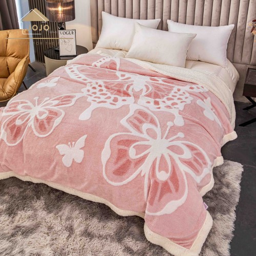 Pătură Cocolino 3D cu Blăniță – Moale, Călduroasă și Elegantă, Imprimeu Fluture, 200×230 cm-Roz PBFJ9