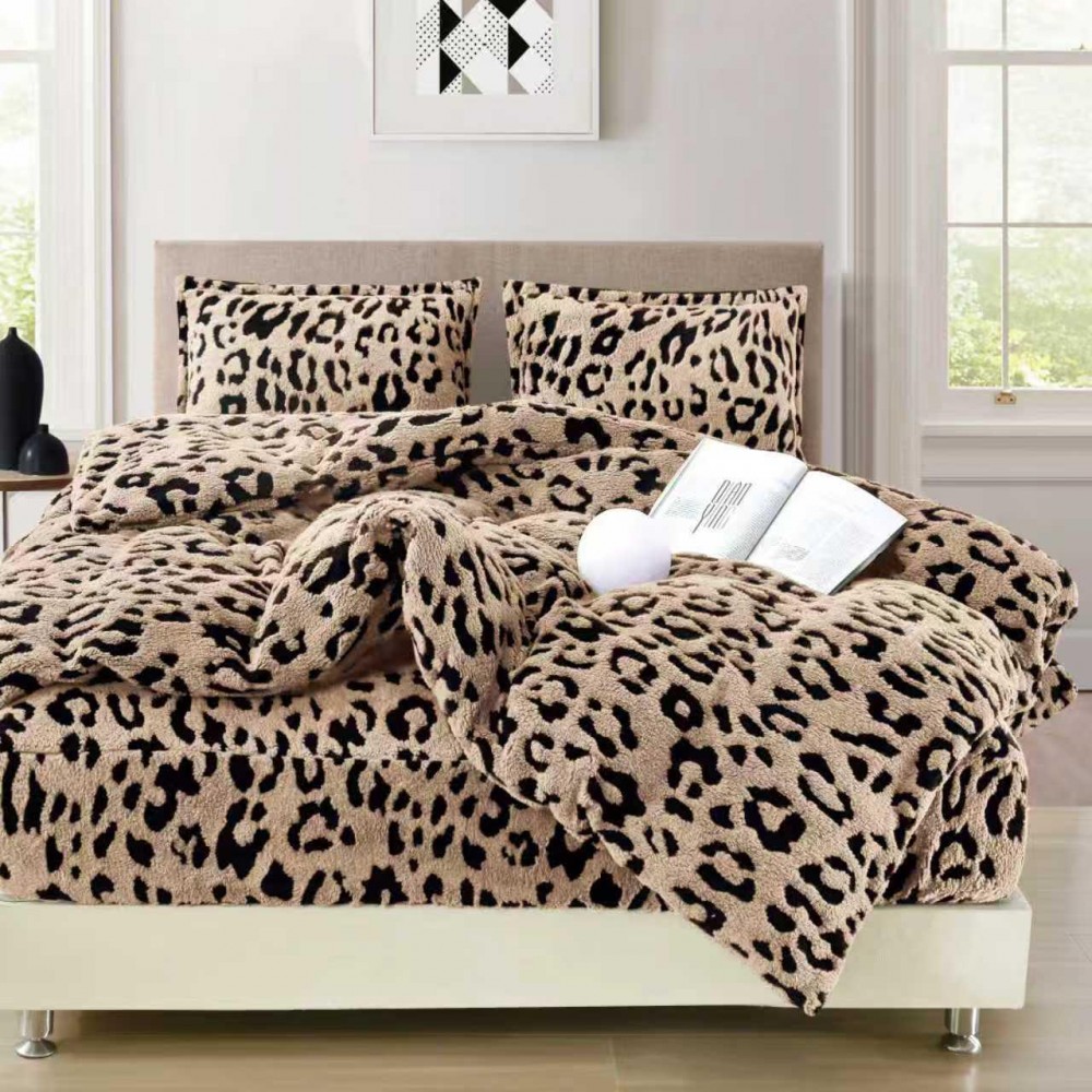 Lenjerie Cocolino DIN BLANITA DE OAIE,4 piese cu elastic ,MODEL ANIMAL PRINT BEJ 3D IN RELIEF LC4PEY15 Lenjerii cocolino 4 piese cu ELASTIC