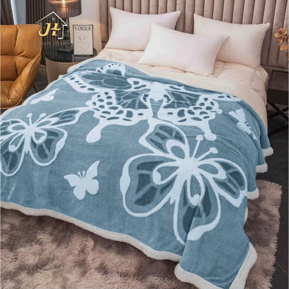 Pătură pufoasă cu model fluturi 3d 200x230  p3d08 Paturi cocolino cu blanita