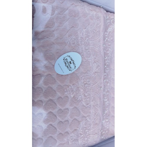 Cuvertura de lux cu broderie eleganta, 6 piese, pat 2 persoane, roz pudra model inimioare, CL6PL13