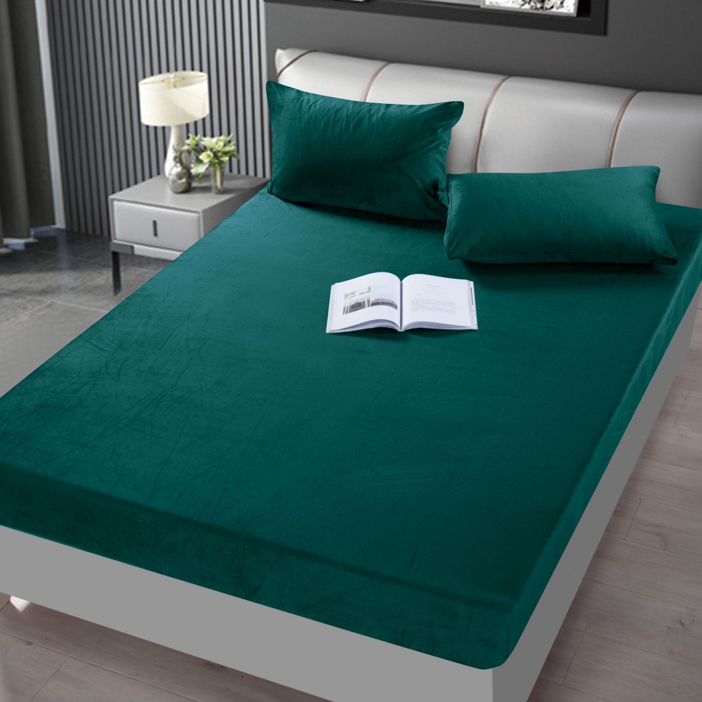 Husa de pat din Catifea cu Elastic cu 2 fete de perna 180x200 VERDE SMARALD HSCJ03 Huse saltea CATIFEA