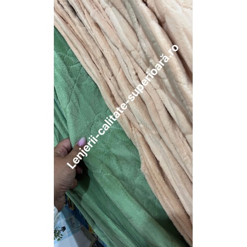 Huse/Topper pentru saltea cu elastic 180x200,crem deschis Huse/topper pt saltea cu elastic