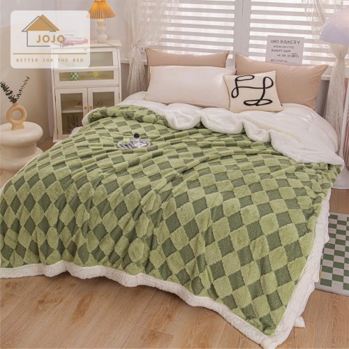Patura cu blanita de iepure si catifea 200×230 cm PCBI1-VERDE