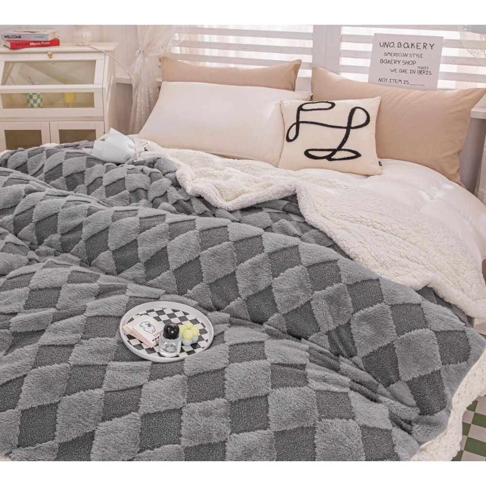 Patura cu blanita de iepure si catifea 200×230 cm PCBI5-GRI PATURI COCOLINO BLANA IEPURE
