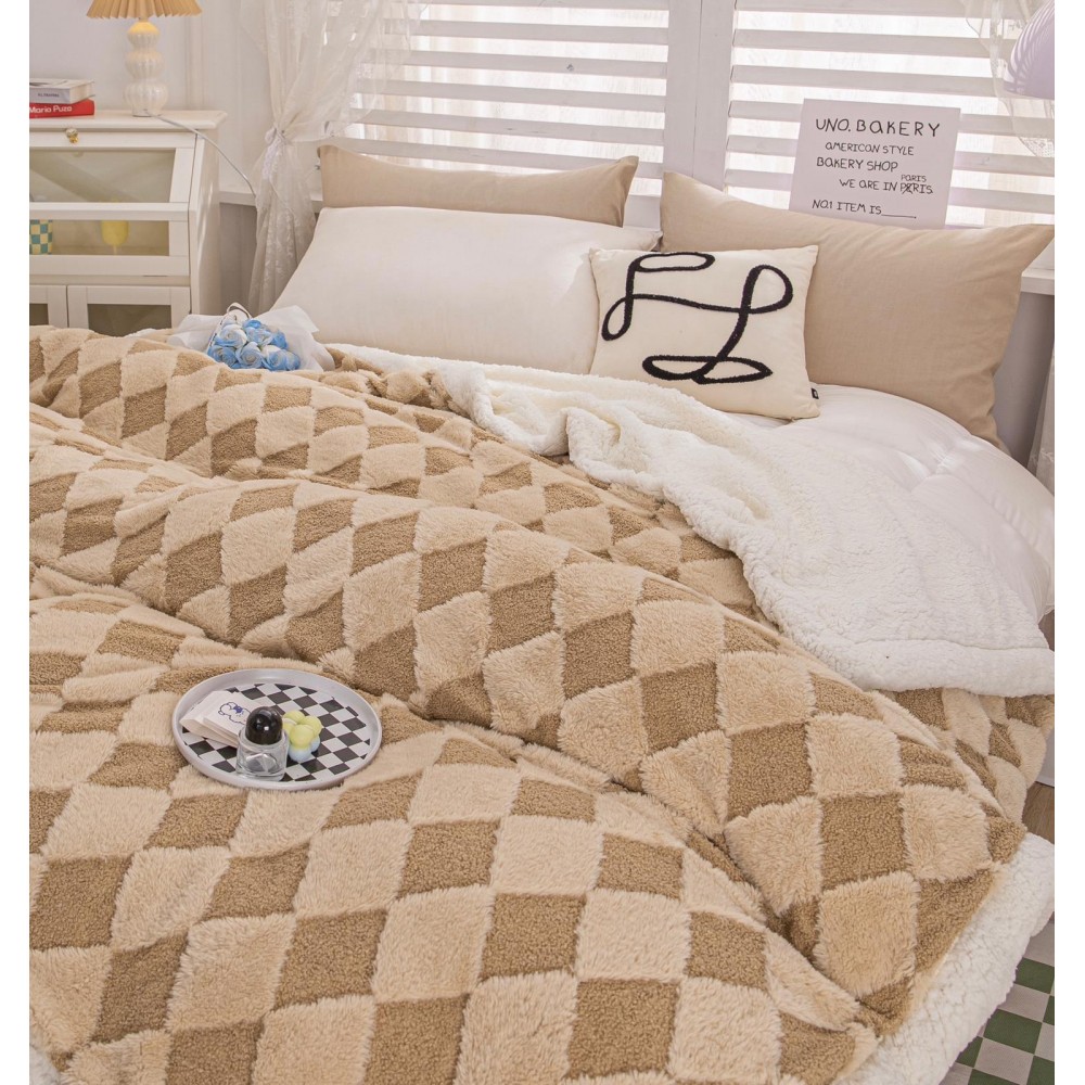Patura cu blanita de iepure si catifea 200×230 cm PCBI7-MARO DESCHIS PATURI COCOLINO BLANA IEPURE