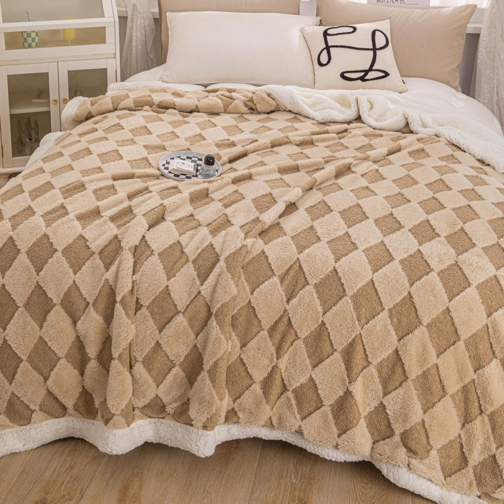 Patura cu blanita de iepure si catifea 200×230 cm PCBI7-MARO DESCHIS PATURI COCOLINO BLANA IEPURE