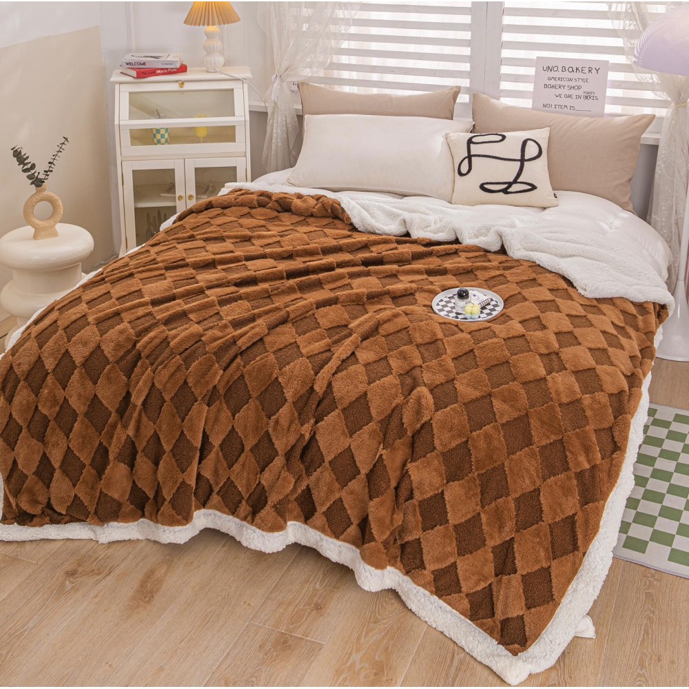 Patura cu blanita de iepure si catifea 200×230 cm PCBI4-MARO PATURI COCOLINO BLANA IEPURE