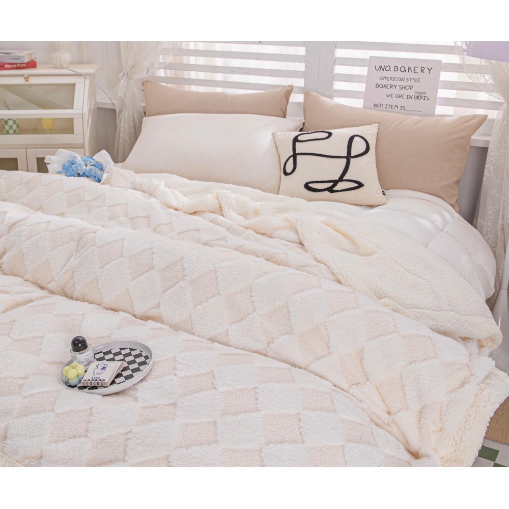 Patura cu blanita de iepure si catifea 200×230 cm PCBI6-ALB UNT PATURI COCOLINO BLANA IEPURE