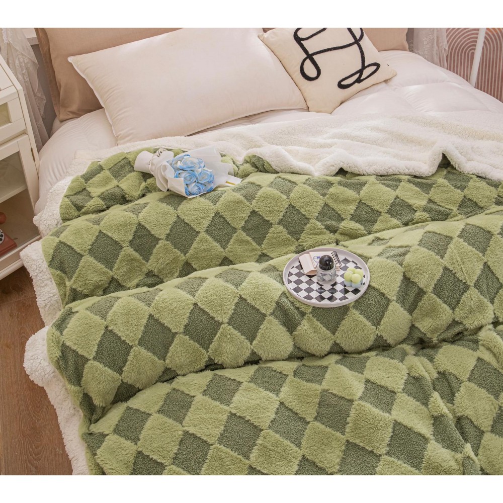 Patura cu blanita de iepure si catifea 200×230 cm PCBI1-VERDE PATURI COCOLINO BLANA IEPURE