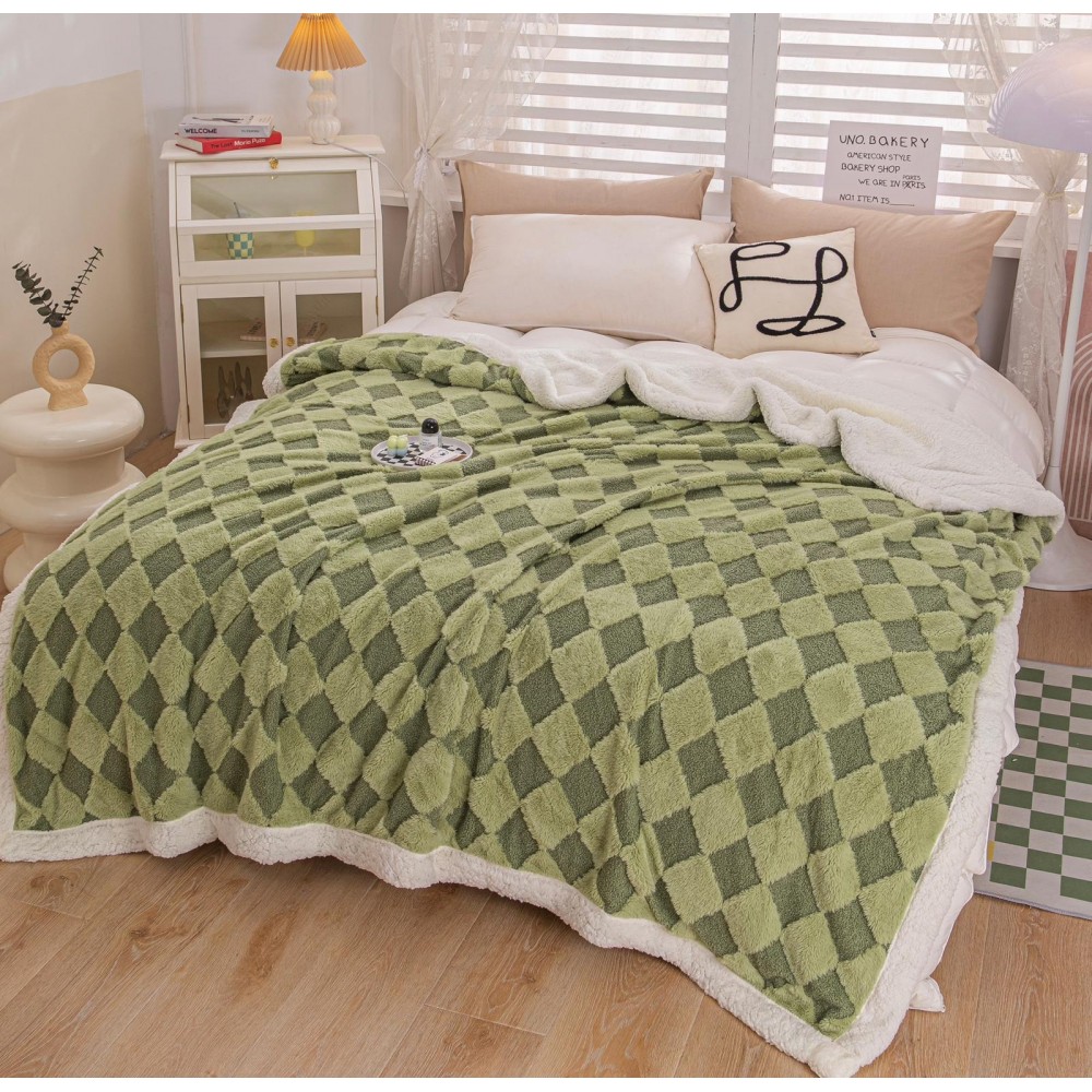 Patura cu blanita de iepure si catifea 200×230 cm PCBI1-VERDE PATURI COCOLINO BLANA IEPURE
