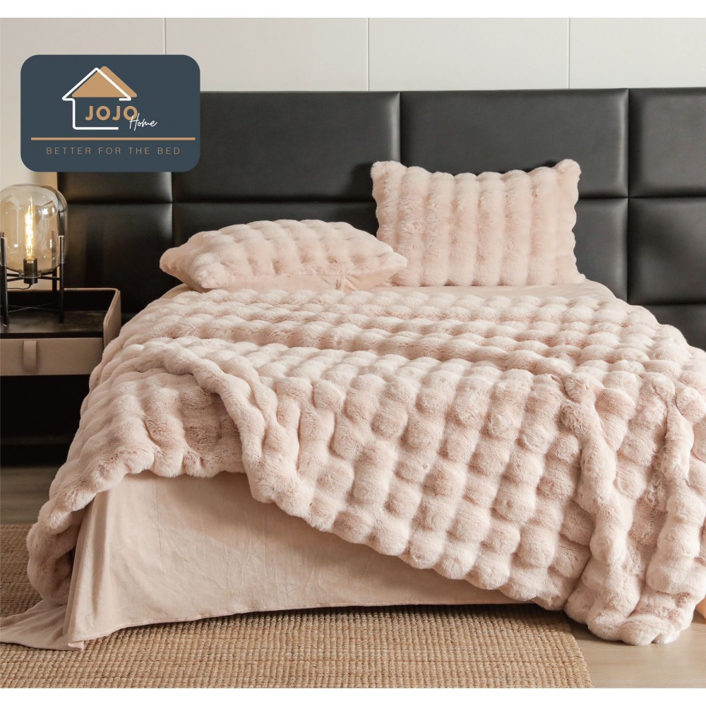 Lenjerie pat dublu, ExtraPufoasa, din Blanita artificiala de Iepure, 6 piese, Jojo Home BFLCBI06, Champagne BLACK FRIDAY