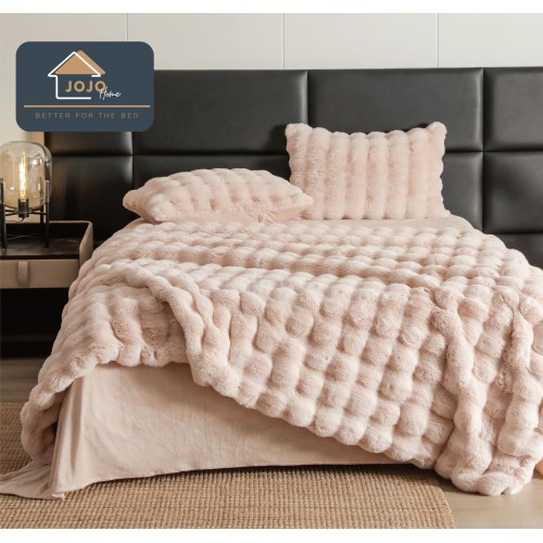 Lenjerie pat dublu, ExtraPufoasa, din Blanita artificiala de Iepure, 6 piese, Jojo Home BFLCBI06, Champagne