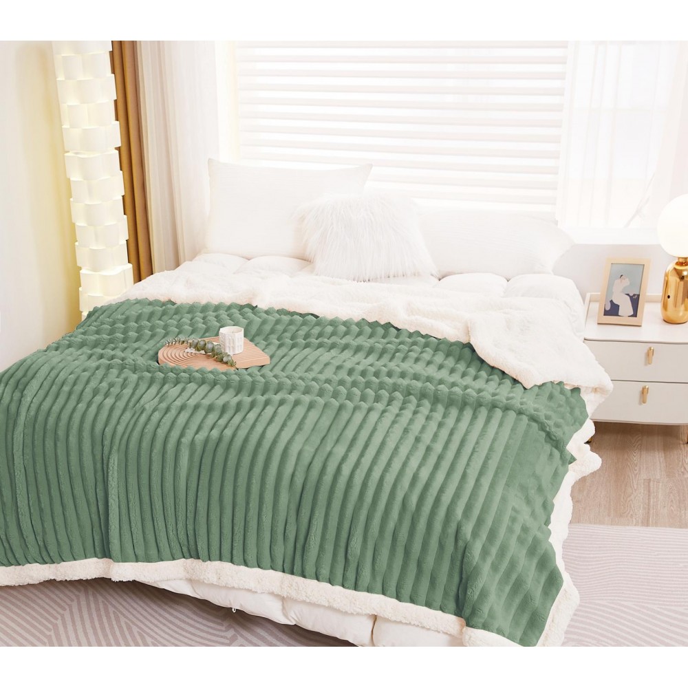 Patura cu blanita de iepure si catifea 200×230 cm PCBIY3 PATURI COCOLINO BLANA IEPURE