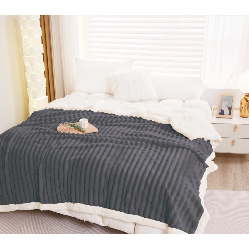 Patura cu blanita de iepure si catifea 200×230 cm PCBIY4