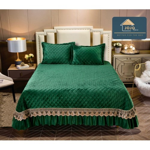 Cuvertura pat dublu, 3 piese, Catifea Matlasata cu Broderie Aurie, 230x250cm, Jojo Home,VERDE, JOCV10