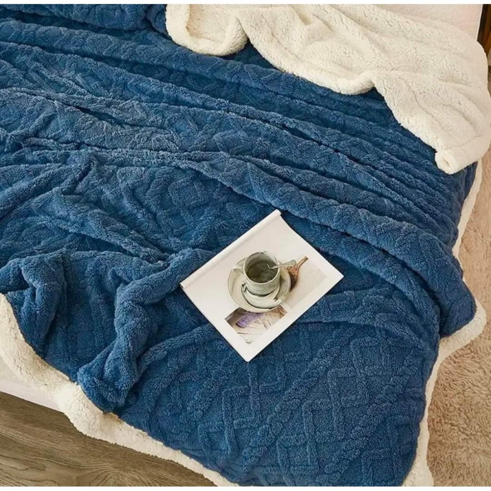 Patura CoCoLiNo tip Tricotaj cu blanita, 200x230cm, Jojo Home, Albastru PATURI CU BLANITA TIP TRICOTAJ